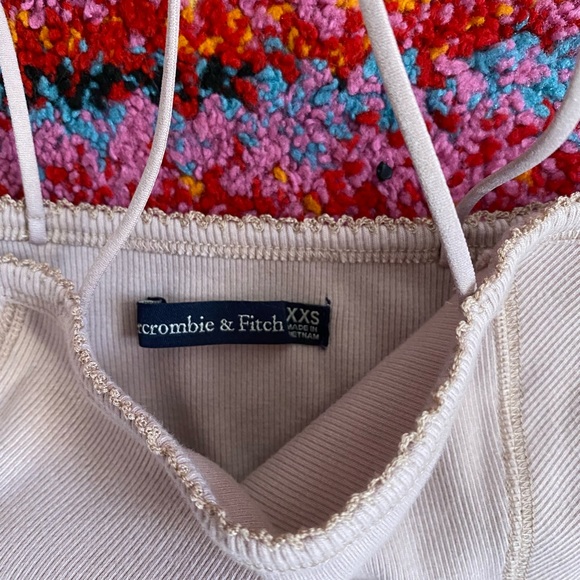 Abercrombie and Fitch tank top bundle of 2 - Picture 6 of 7